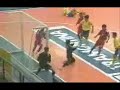Super Cola Tekbond, a melhor do Brasil apresenta as jogadas incríveis e os gols de Falcão, o melhor jogador de Futebol de Salão do Mundo.