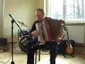 Witold Krukowski gra na akordeonie walc Reine du mesette