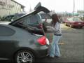 videos de Donating Cat Food to the Humane Society