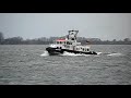 Lotsenboot auf der Elbe