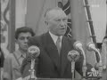 Bundeskanzler Adenauer (1953) spricht zu den Schlesiern