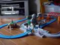 Plarail プラレール 湘南で自動踏み切り