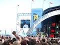 T4 on the Beach 2007 - Akon throwing jacket into crowd