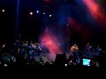 Sobre mis pies (en vivo) - La Arrolladora Banda el Limon