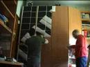 How to transform a wardrobe into a piano