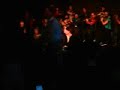 dans le cadre du fest noz pour les 30 ans du centre breton d'art populaire de brest � la car�ne le 26 mai 2007, concert des �l�ves en violon et fl�te irlandaise avec comme invit�s les derboukas et bendirs de l'association vivre le monde (ernestine29 en 5e depuis la droite au premier rang)