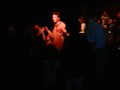 dans le cadre du fest noz pour les 30 ans du centre breton d'art populaire de brest � la car�ne le 26 mai 2007, concert des �l�ves en violon et fl�te irlandaise avec comme invit�s les derboukas et bendirs de l'association vivre le monde (ernestine29 en 5e depuis la droite au premier rang)