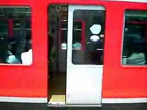 箱根登山鉄道1000形・ドア閉