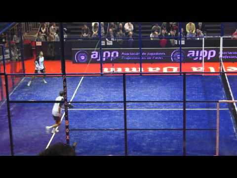 Remates de padel en cámara lenta (Slow Motion)