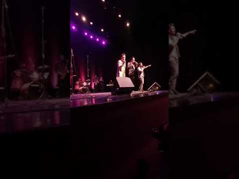 Amigos do HC, teatro Guairinha, Willian e Renan e Cover Elvis