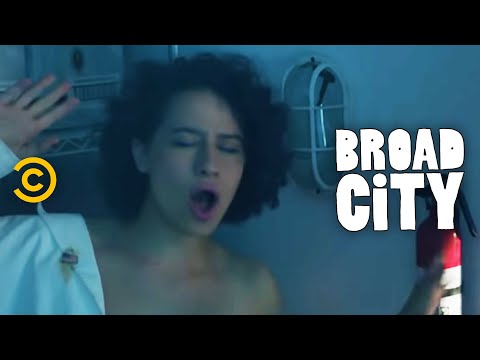 Broad City - A Cappella Jam Outtake