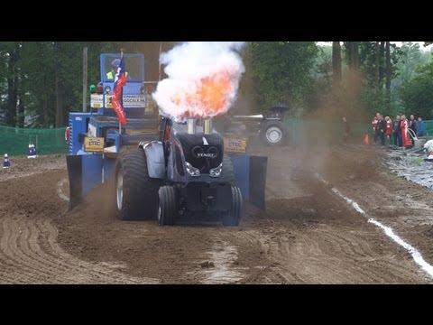 Tractorpulling - Tractorpulling Didam, gegarandeerd knapperi-j in de wei tegenover Westernboerderij 'De Baerle' in Didam. Nu niet alles op één dag op drie banen, maar verdeel...