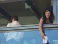 Cassy e Fra firmano autografi in hotel a Cagliari