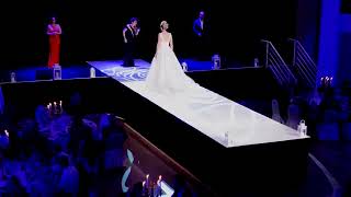 Trés Chic Cat Walk - colletion 2019