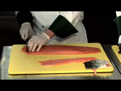 how to trim salmon
