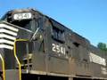 Cutting off the tractor car on Norfolk Southern H8R