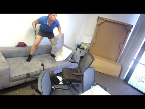 office - Yesterdays Vlog - http://youtu.be/WUU_SboOgsQ Magicians Youtube - https://www.youtube.com/user/CalenMorelli Twitter - http://www.twitter.com/RomanAtwood Smil...