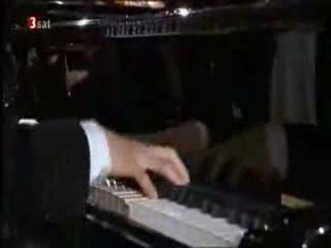 Edward Grieg - Piano Concerto in A ...