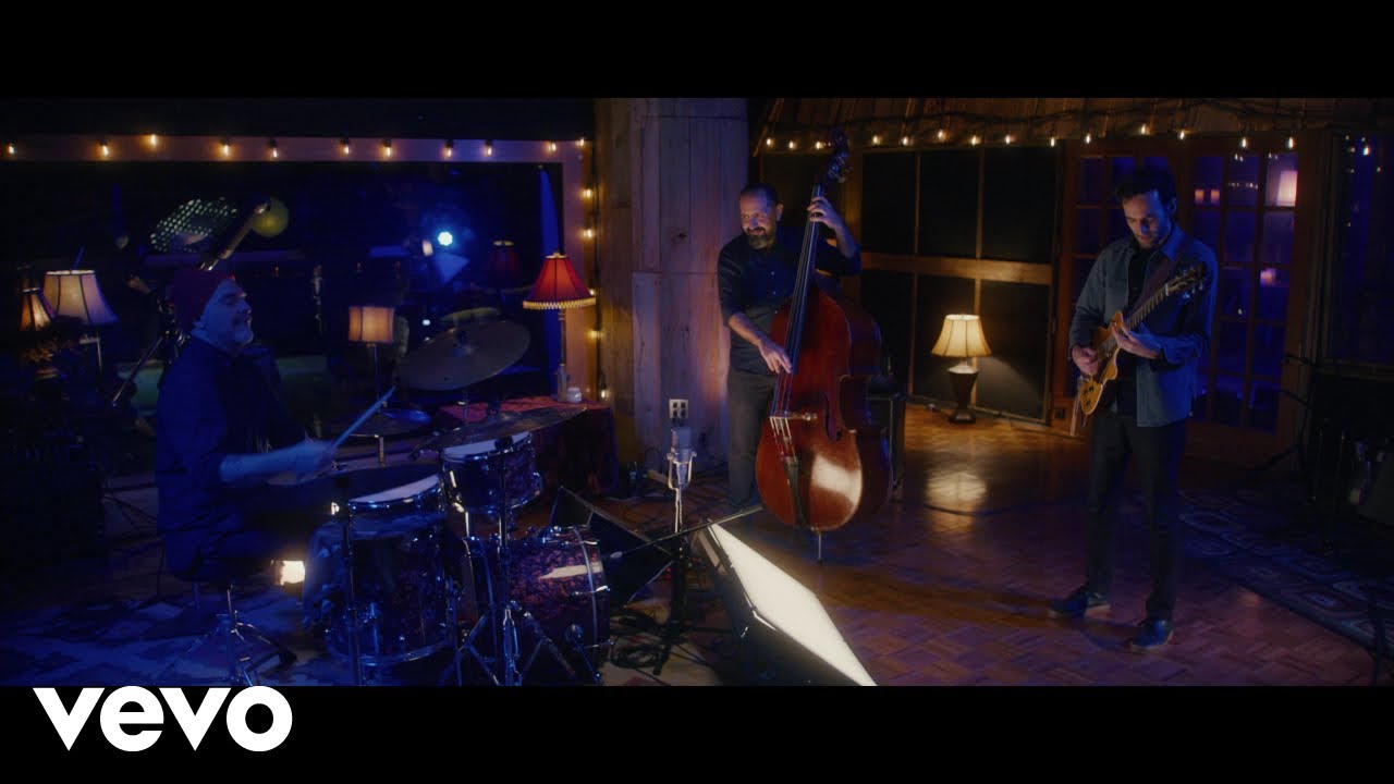 Julian Lage - "Boo's Blues"MVを公開 新譜「Squint」2021年6月11日発売 thm Music info Clip