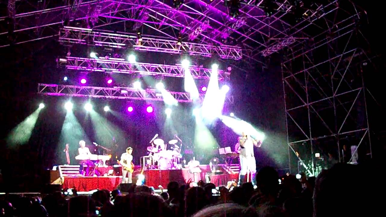 Seal - Love's Divine (Live Barcelona July 26th 2010)