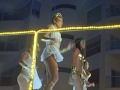 las diosa del sol en el primer desfile