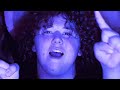 600 live photos and 22 songs combined to create one five minute tribute to System of a Down's last tour. http://bit.ly/6cgE3R