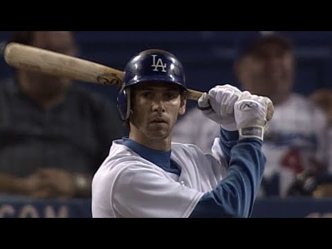 Video: Shawn Green homers twice in Game 3 of the '04 NLDS