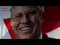 am 12. dezember 2007 wird bundesrat christoph blocher �berraschend abgew�hlt. die sozialdemokraten und die cvp haben hinter dem r�cken der svp eine gegenkandidatin organisiert: die svp-regierungsr�tin eveline widmer-schlumpf. die wahlsiegerin svp geht in die opposition. mit minuti�sen recherchen zeigt dok wie es soweit kommen konnte.