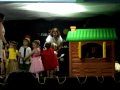 Apresentação no CEI. Arthur como lobo bonzinho...