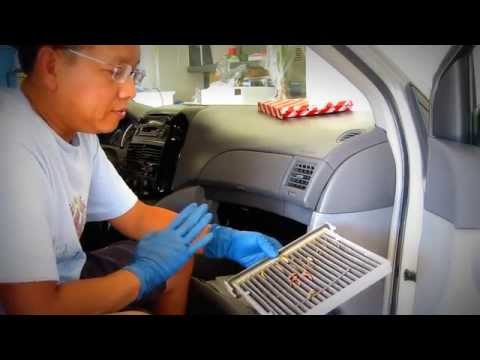 How to replace cabin air filter of Toyota Sienna