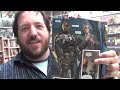 Click here to watch this video UNBOXING WEDNESDAYS - Episode 78 - AvX Versus #1, Flash #8, Dark Knight #8 and more!