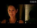 *wo bu pei

zhe jie shang tai yong ji
tai duo ren you mi mi
bo li shang you wu qi zai bei yin chang qi guo qu
ni lian shang de qing xu
zai huan yuan na chang yu
zhe xiang nong tai guo wan qu zou bu hui gu shi li
zhe ri zi bu zai lu
you ban bo le ji ju
sheng xia ban kong hui yi de wo zai da fang zi li
dian ying yuan de zuo yi
ge yao yuan de ju li
gan qing mei you dui shou shi ni gen zi ji xia qi
hai lai bu ji zi zi xi xi xie xia ni de guan yu
miao shu wo ru he ai ni
ni que wei xiao de li wo er qu 


chorus:

zhe gan jue yi jing bu dui
wo nu li zai wan hui
yi xie xie ying gai ti tie de de gan jue wo mei gei
ni de zui xu de yuan wang hen bei wei
zai tuo xie shi wo hu lue
ni bu guo yao ren pei
a zhe gan jue yi jing bu dui
wo zui hou cai liao jie
yi ye ye bu ren fan yue de qing jie
ni hao lei
ni mo bei wei wo diao guo ci lei
duo qiao sui
er wo xin sui ni shou zui ni de mei

wo bu pei