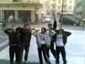 Grondaia sotto la pioggia