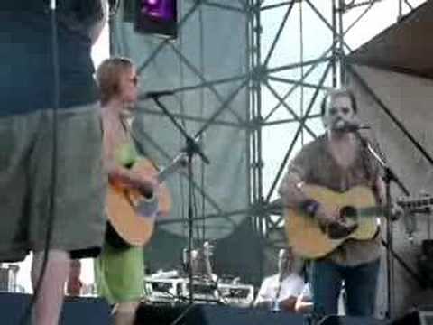 Allison Moorer video
