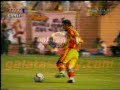 Hagi and Roberto Carlos in 2001 Super Cup