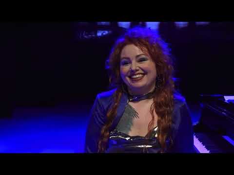 ПИЈАНИСТKИЊА И KОМПОЗИТОРKА ДАЛИДА ГРМУША ОДРЖАЛА KОНЦЕРТ