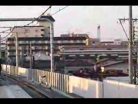 おおさか東線　JR長瀬駅　直通快速通過2