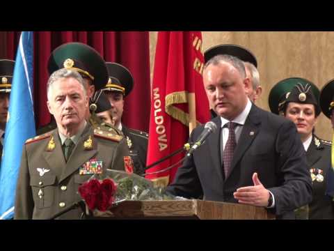 Președintele Republicii Moldova, Igor Dodon, a participat la adunarea solemnă a veteranilor Forțelor Armate și organelor de drept - GLORIA, dedicată Zilei Apărătorului Patriei