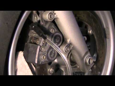 BMW K1200LT Non Integrated Brake Flush Service DIY