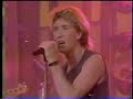 Wa Wa Nee performing 