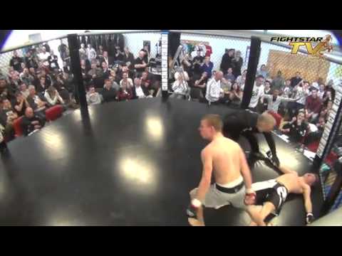 gorissen - MMA fight 2 x 2 min Wiebe Brouwer (Team Duncan) vs Nick Gorissen (Karate & MT school Alken) @ MMA tournament Fight 4 Fun, organized by Stichting MMA Nederlan...