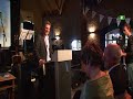 Hij kan altijd nog een pilletje nemen Doorbrekers Trouwdiens