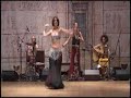 Yasmine performing with Raquy