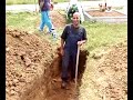 KAMENI GROBAR-KOPAC ZA SAHRANE I BUNARE