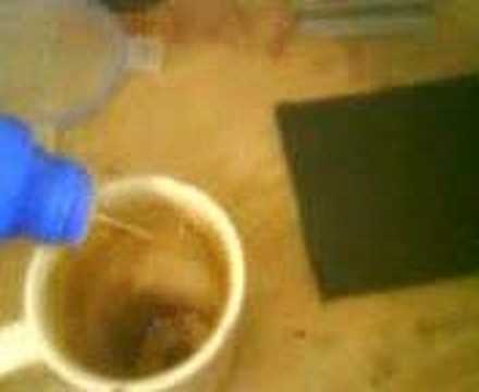 how to remove tea stains from cups