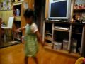 videos de 菲菲唱遊-Five Little Monkey Jumping On the Bed