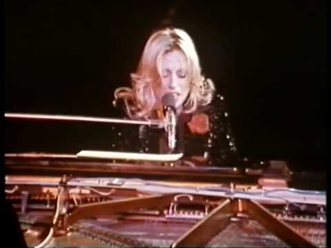 drôle - Véronique Sanson - Chanson sur une drôle de vie - live Olympia 1976 tracklisting complet du concert filmé : 1 - Besoin de personne 2 - Etrange comédie 3 - Sa...
