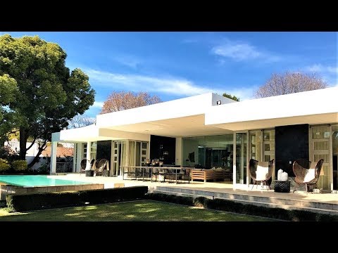 Top Billing explores a beautiful Frank Lloyd Wright-inspired home