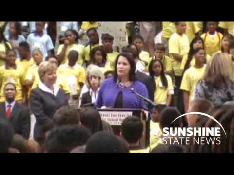 <i>Jim Turner</i>: Gov. Rick Scott addresses the 2012 School Choice Rally in the Capitol Courtyard, Feb. 22, 2012.