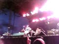 crowd singing do you wann touch me intro-joan jett